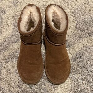 BearPaw Brown Winter Boots